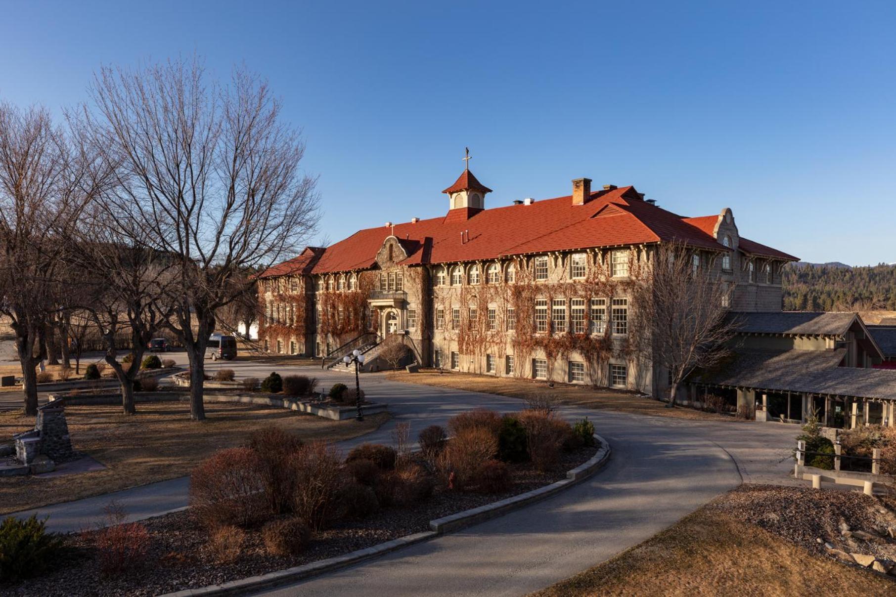 St. Eugene Golf Resort & Casino Cranbrook Exterior photo