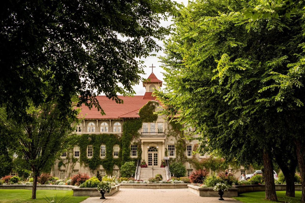 St. Eugene Golf Resort & Casino Cranbrook Exterior photo